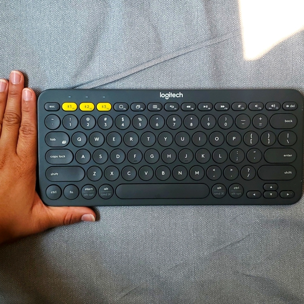 Logitech Keyboard (Dark gray)